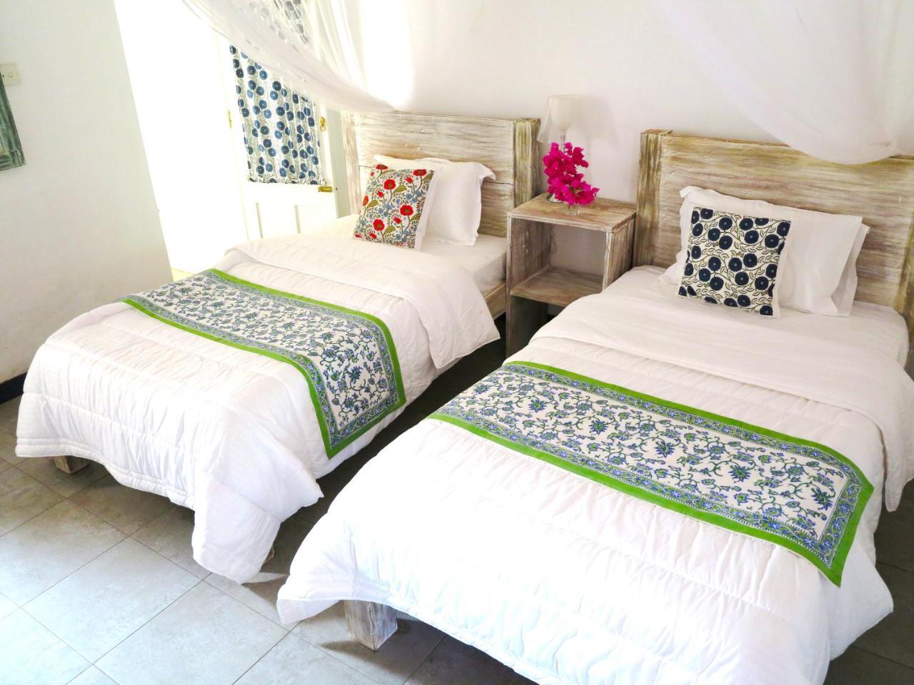 Esperanza Beach Villa And Spa Morakatiyara Ngoại thất bức ảnh